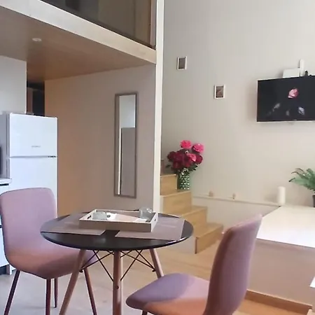 Albana's Duplex 公寓 *